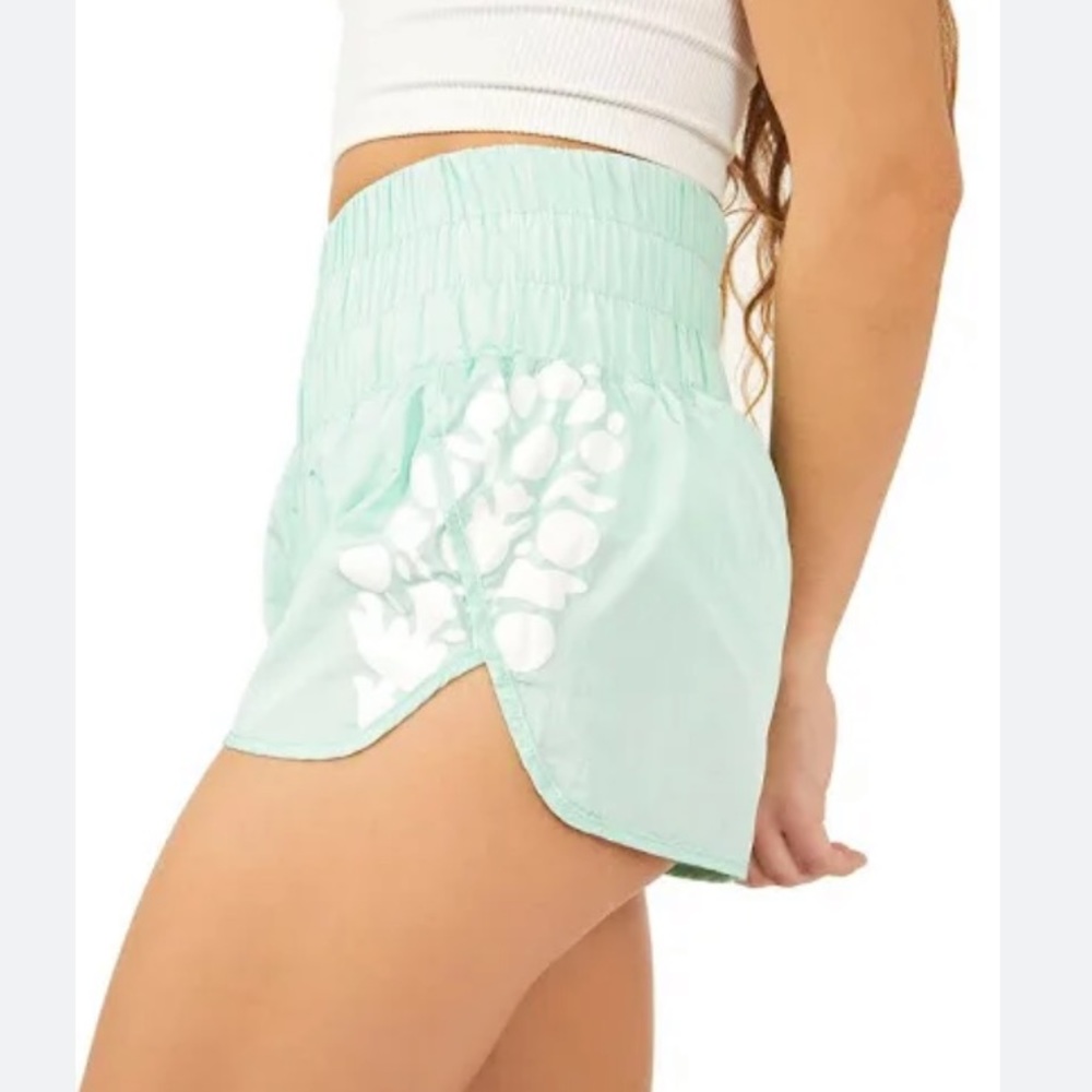 🌙FP MOVEMENT The Way Home Logo Shorts🌙